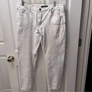 COMPANY 81/White Straight Denim Jeans with Classic Fit
